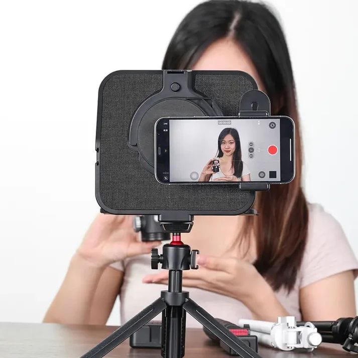 ULANZI RT02 Universal Teleprompter 2.jpg